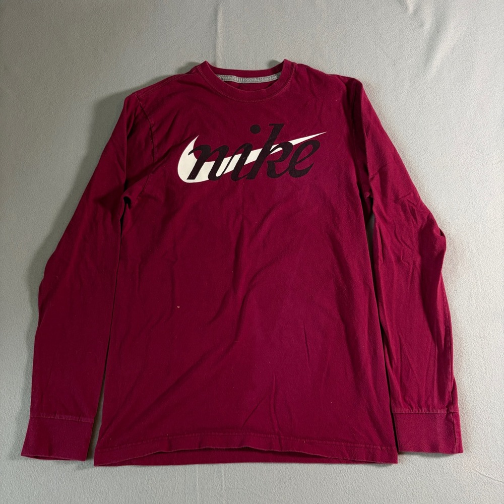 Nike Womens Long Sleeve Graphic T-Shirt Maroon Burgundy Script Swoosh Logo Small
